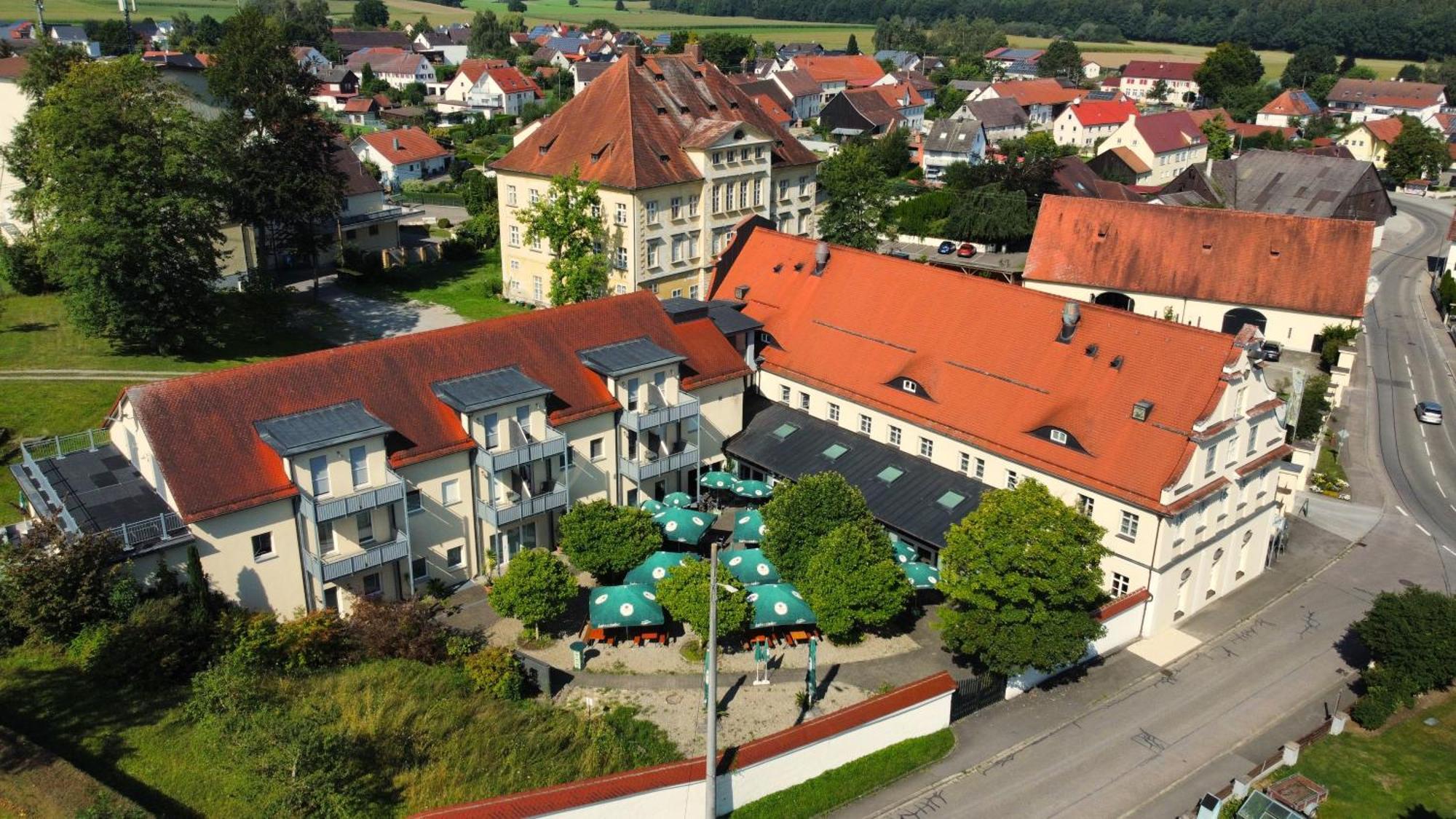 Autenrieder Brauereigasthof Ichenhausen Exterior photo