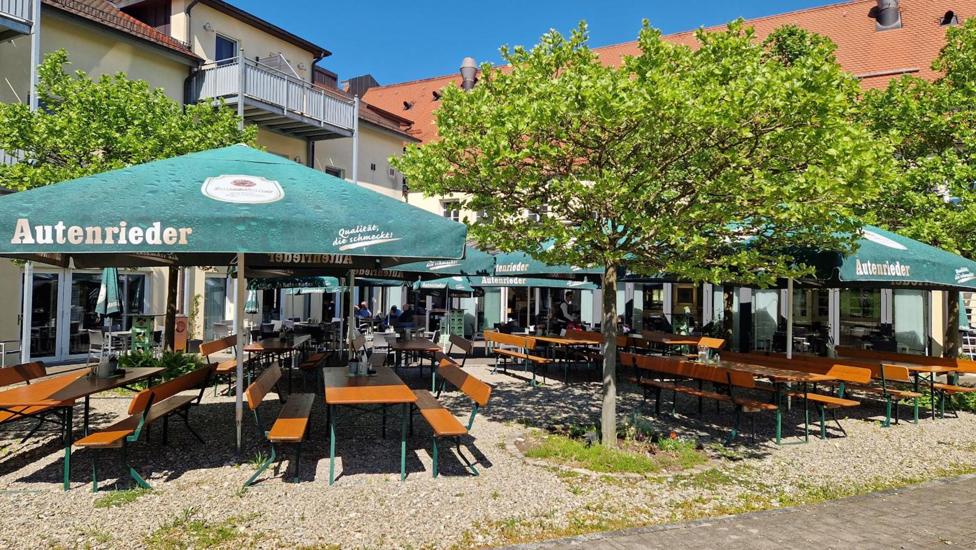 Autenrieder Brauereigasthof Ichenhausen Exterior photo